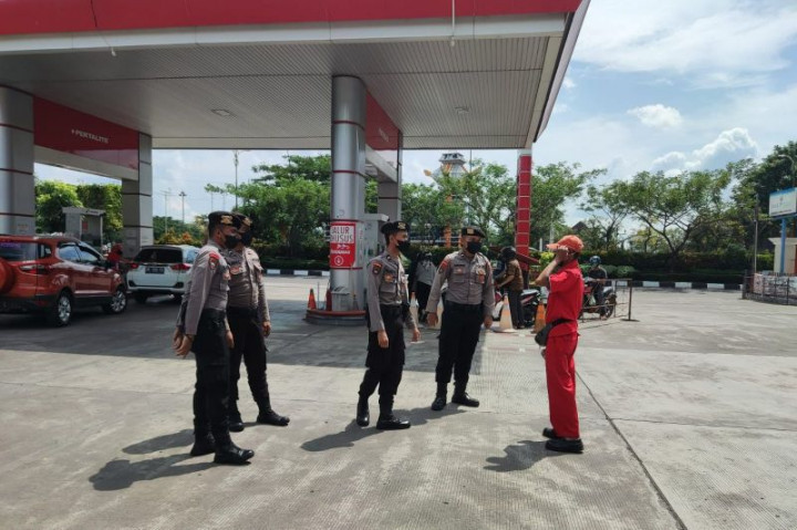 Antisipasi Kelangkaan Bahan Bakar, Polresta Banjarmasin Jaga SPBU