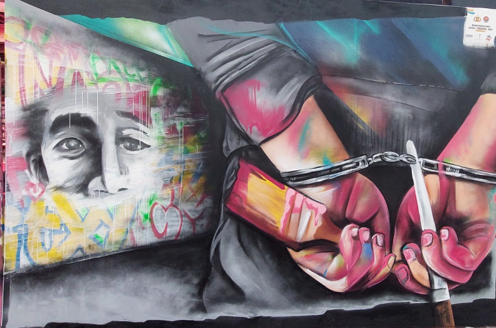 Polri Bakal Hiasi Tiang Jalan Layang TransJakarta dengan Mural