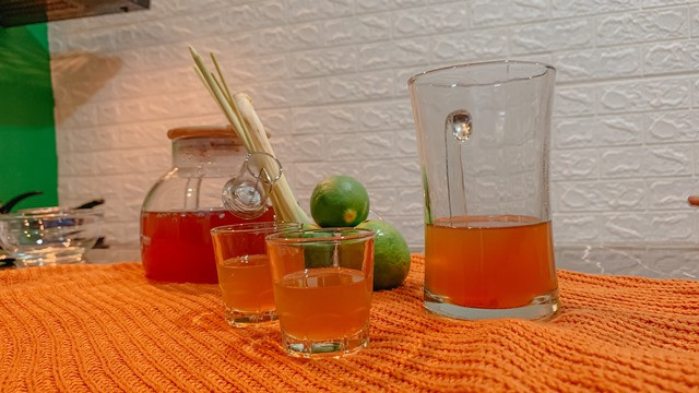 Ini manfaat sereh dalam aneka sajian minuman di Dapur Sereh 99, Sehat Bersama Rempah. (Foto: Dok. Medcom.id/Sandra Odilifia)