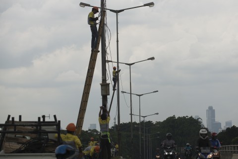 Kalah Pilkades, Eks Kades di Pati Cabut Ratusan Tiang Penerangan Jalan