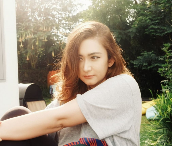 Nafa Urbach Jawab Tuduhan Pindah Agama Lagi