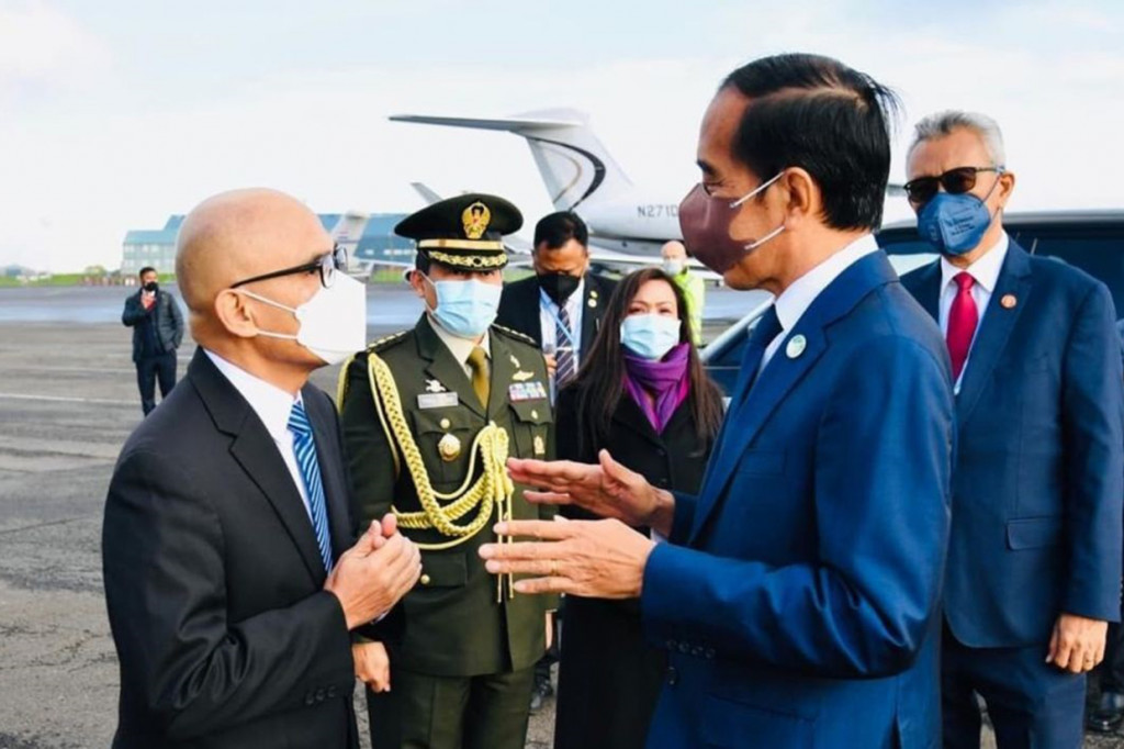 Usai KTT COP26 di Glasgow, Jokowi Bertolak ke Abu Dhabi