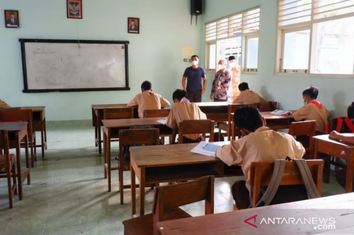 Vaksinasi Anak Disebut Menjamin PTM Lebih Aman dan Sehat