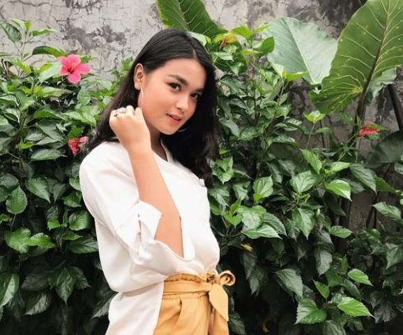 Pesinetron Hanna Kirana meninggal dunia karena gagal jantung. Bagaimana gejalanya? (Foto: Dok. Instagram Hanna Kirana/@hannakirana_official)