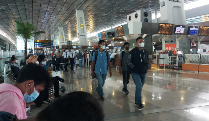 Bandara Soetta Mulai Terapkan Syarat Tes Antigen