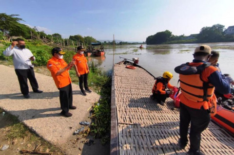 Pencarian Korban Perahu Terbalik di Bengawan Solo Disebar ke Sejumlah Area