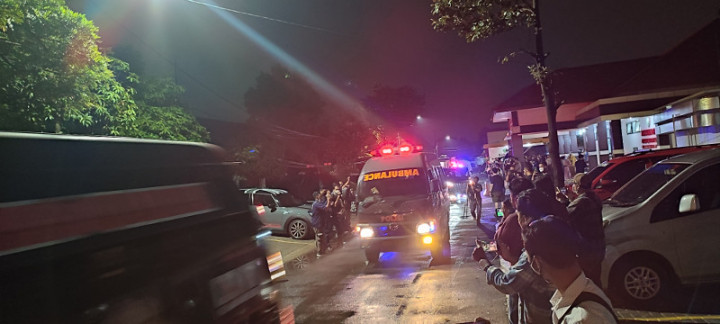 Jenazah Vanessa dan Suami Sudah Diberangkatkan ke Jakarta