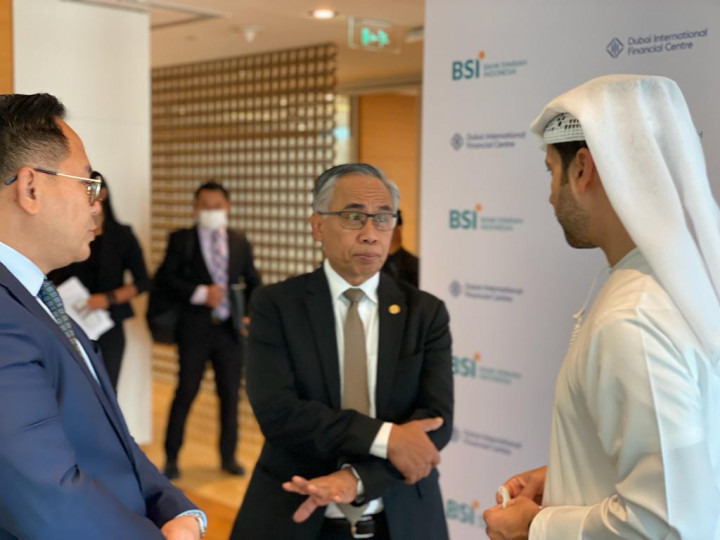 Garap Pasar Dubai, Bos OJK Harap BSI Pecut Perkembangan Industri Keuangan Syariah RI