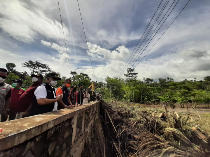 2 Jambatan Penghubung Desa di Kabupaten Malang Jebol Diterjang Banjir Bandang