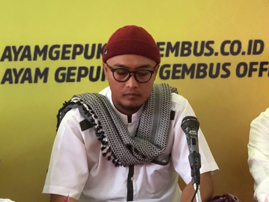 Pendiri sekaligus pemilik restoran atau warung franchise Ayam Gepuk Pak Gembus Rido Nurul Adityawan. (Foto:Istimewa)