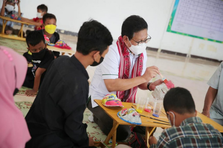 Mendes Tegaskan Dana Desa Boleh Digunakan untuk Pendidikan