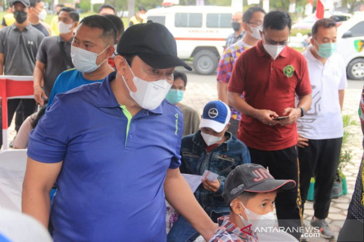 Kalteng Target 70% Warga Tervaksin Akhir November 2021