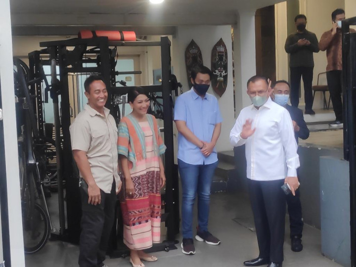 Komisi I Sambangi Kediaman Calon Panglima TNI Terpilih Andika Perkasa