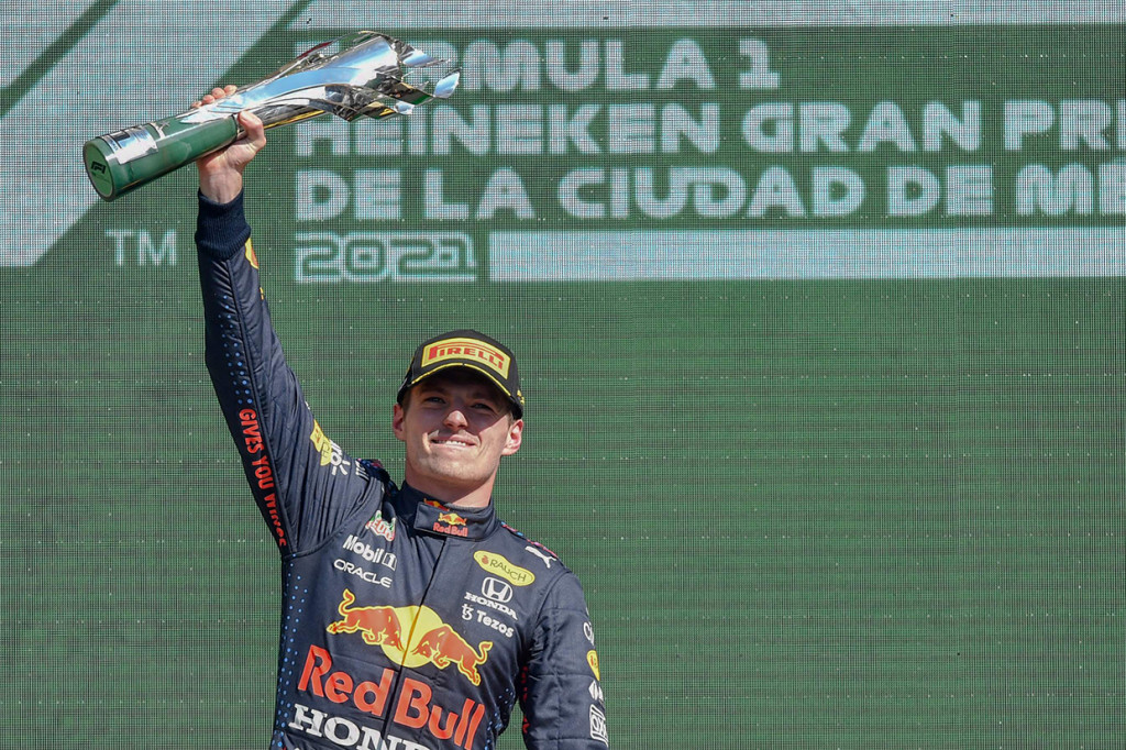 Foto: Max Verstappen Juara F1 GP Meksiko 2021