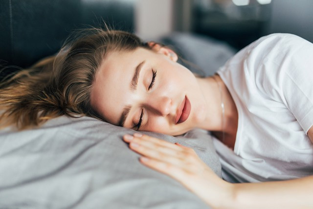 Ini manfaat tidur siang walau sebentar. (Foto: Ilustrasi/Freepik.com)