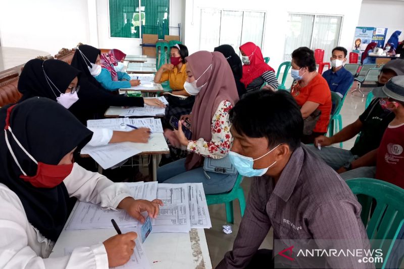 Layanan vaksinasi di Bangka. Antara/ Kasmono