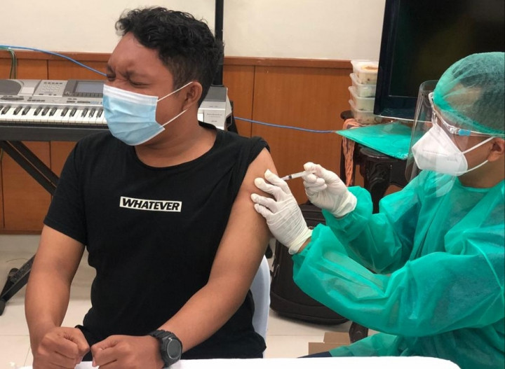 60% Penduduk di Seluruh Provinsi Diupayakan Dapat Vaksin Dosis 1 Bulan Ini