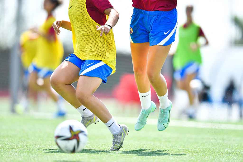 La Masia Akhirnya Buka Pintu untuk Pesepak Bola Wanita