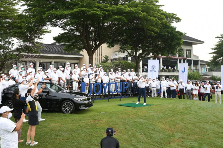 Berebut Seri-7 di Joycup BMW Astra Golf Tournament