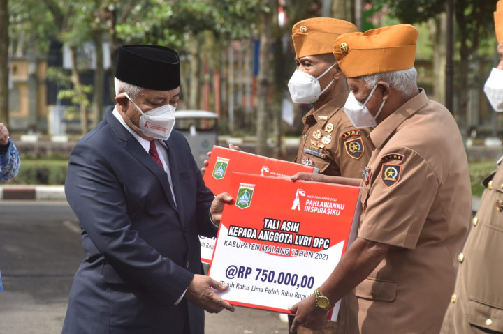 Hari Pahlawan, 1.000 Veteran Kabupaten Malang Terima Tali Asih