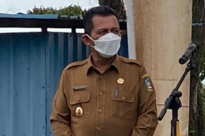 <i>Tak Perlu Paksa Lansia Divaksin Covid-19</i>