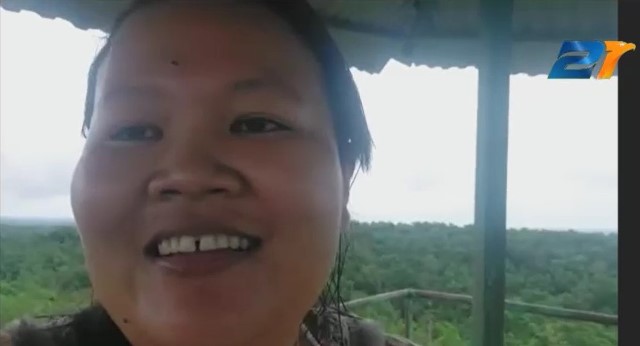 Pahlawan Bidang Kesehatan: Bidan Mariya Abdikan Diri untuk Suku Anak Dalam