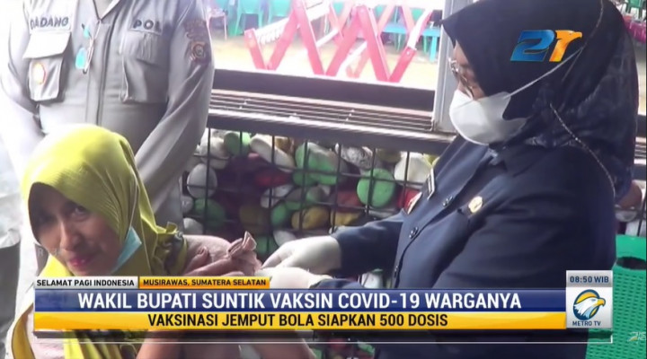 Vaksinasi Covid-19 Massal Digelar di Musi Rawas, Wakil Bupati Ikut Suntik Warga
