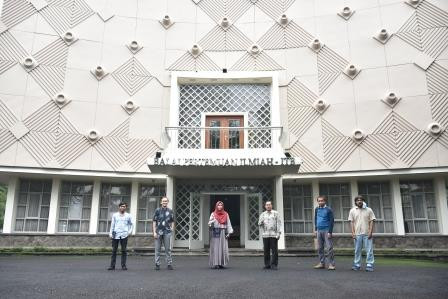 Gedung BPI ITB dapat Anugerah Cagar Budaya dari Pemkot Bandung. Foto: Humas ITB.