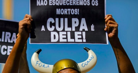 Seminggu Penuh Ketegangan saat Ratusan Orang Protes Presiden Brasil