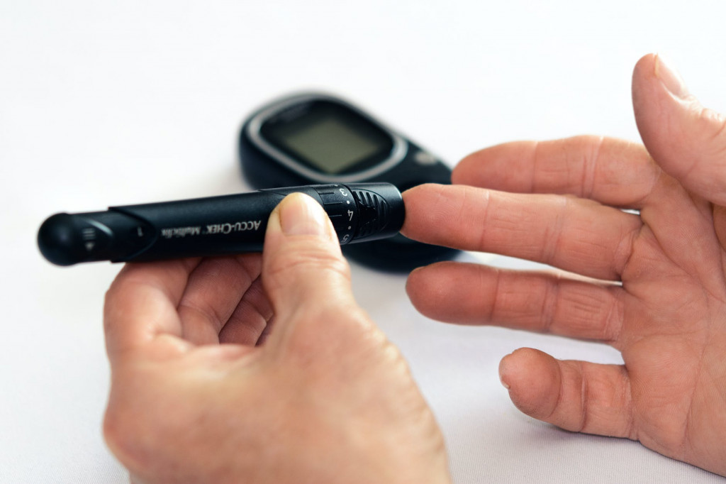 Memilih pola makan yang sehat dan seimbang, terutama yang tidak tinggi akan kandungan gula perlu dilakukan untuk mencegah kondisi kesehatan penderita diabetes semakin buruk. (Ilustrasi/Pexels)