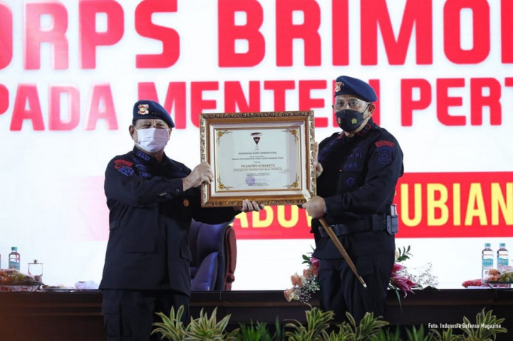 Di Depan Anggota Brimob, Menhan Prabowo Ceritakan Asal-usul Nama Subianto