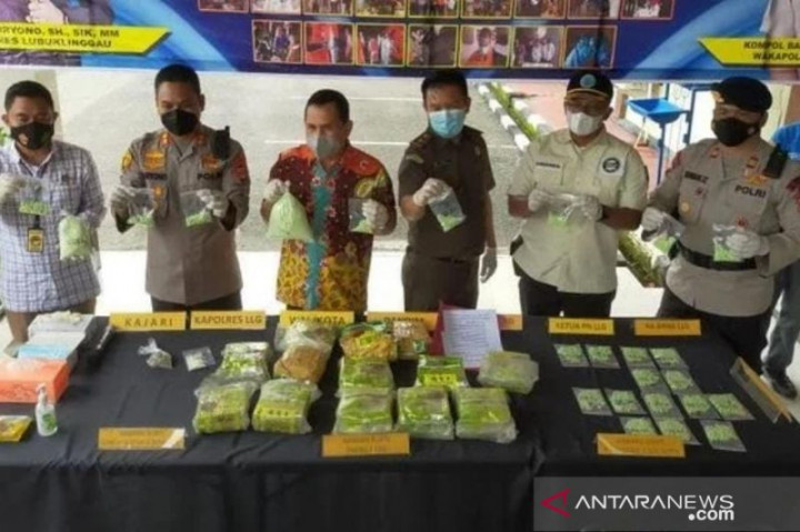 Polres Kota Lubuk Linggau Ungkap 13 Kg Sabu Asal Medan
