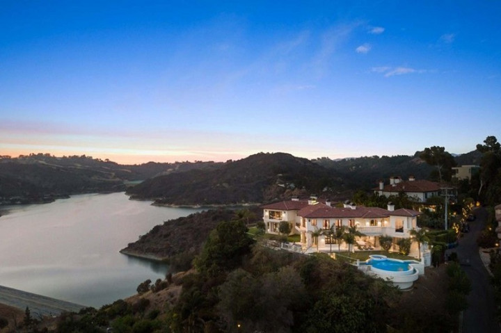 Intip Rumah Bos Domino's Pizza Seharga Rp296 Miliar