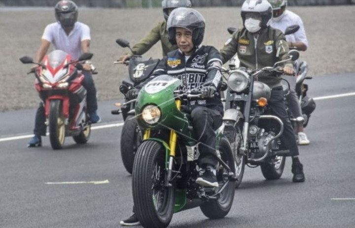 Mantap! WSBK Pamer Aksi Jokowi Jajal dan Resmikan Sirkuit Mandalika