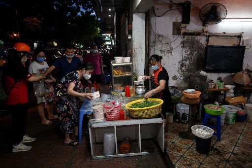 Pertama dalam 20 Bulan, Turis Asing Bisa Masuk Lagi ke Vietnam