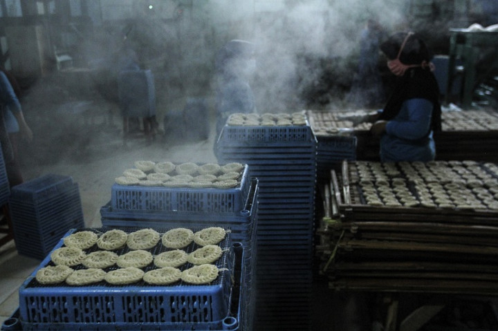 Pabrik Kerupuk di Depok Terbakar, 3 Pekerja Terluka