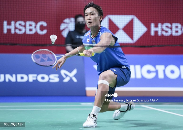 Pebulu tangkis Jepang, Kento Momota (AFP/Claus Fisker)
