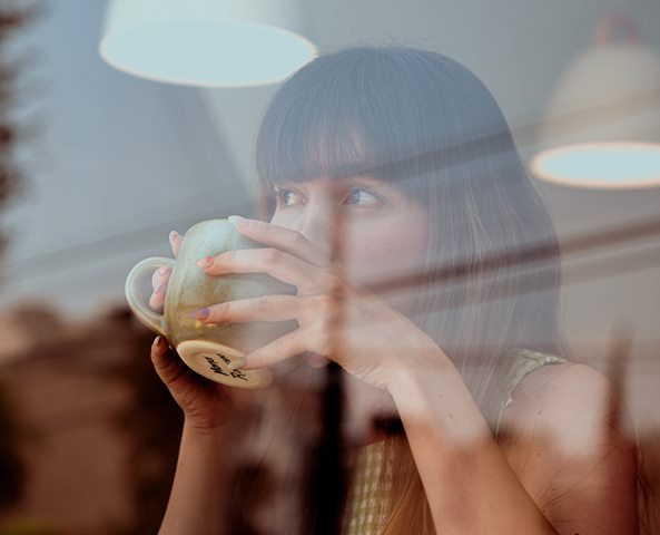 Apakah minum kopi aman bagi wanita yang sedang hamil? Ini penjelasan CDC dan WHO. (Foto: Ilustrasi/Pexels.com)