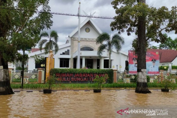 Sungai Hantakan Kalsel Meluap, Masyarakat Diminta Wapada Banjir