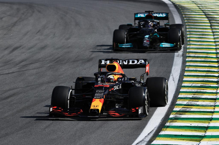 Begini Cara Verstappen Reduksi Kekuatan Mesin Baru Hamilton