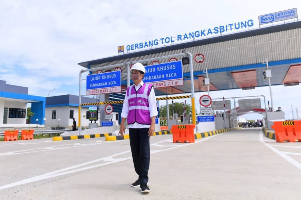 Foto Jokowi Resmikan Jalan Tol Serang Panimbang Seksi 1