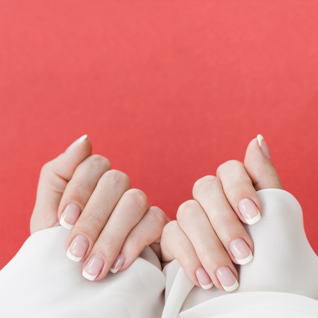 4 Penyebab Kuku Kuning dan Cara Mengatasinya