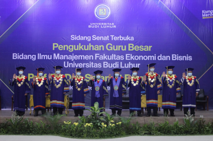 UBL Kukuhkan Selamet Riyadi Sebagai Guru Besar Ilmu Manajemen