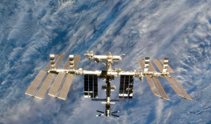 Rusia Akui Hancurkan Satelit dengan Serangan Rudal Luar Angkasa