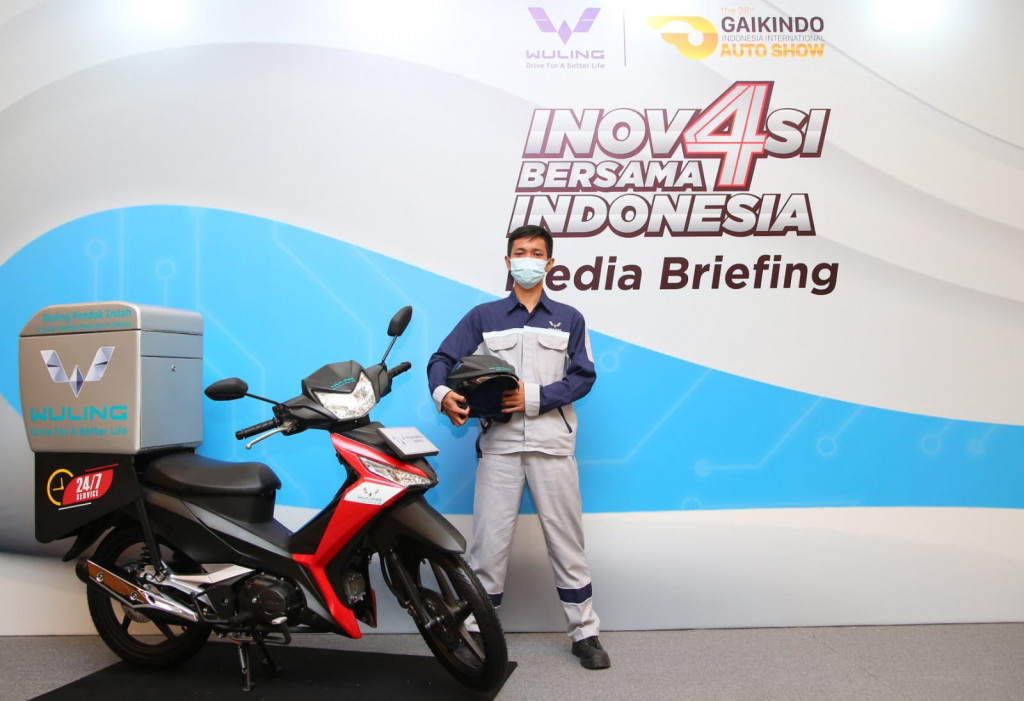 Wuling kini sudah memiliki layanan cepat dengan menggunakan sepeda motor. Autogear.id/Alun
