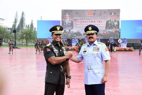 Serahkan Jabatan Panglima TNI, ini Pesan Hadi Tjahjanto untuk Andika Perkasa