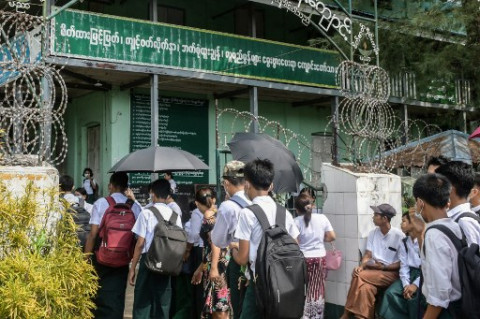 Pelajar Myanmar Tolak Bersekolah di Bawah Pemerintahan Militer