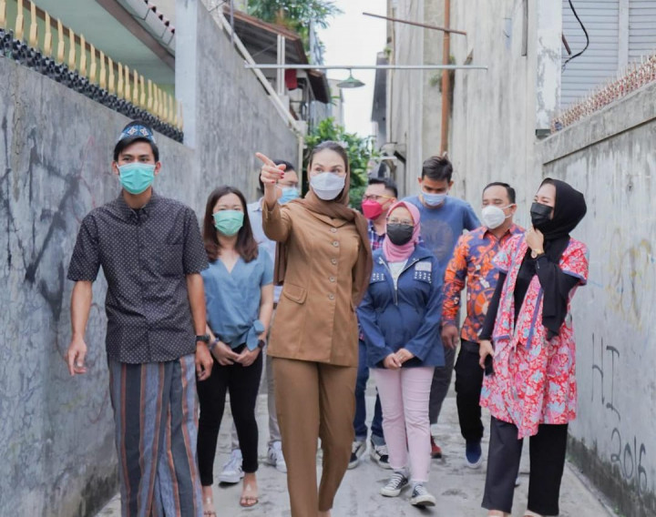 Luna Maya Jadi Ketua RT, Ini Kegiatannya di Hari Pertama