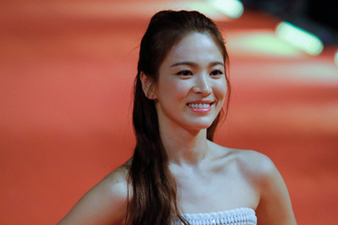 Song Hye Kyo dan Jang Ki Yong Terhubung Pertemuan Takdir dari Masa Lalu