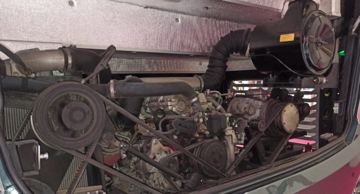 Budaya 'Ngoprek' Mesin Bus Sulit Dibasmi, Hino Tawarkan Solusi